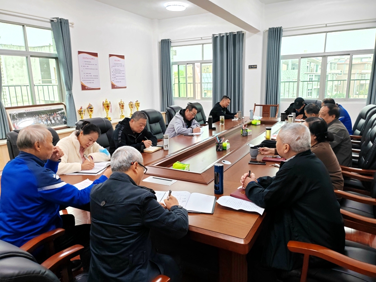 景德镇市老年体协联系实际深入学习党的二十大精神