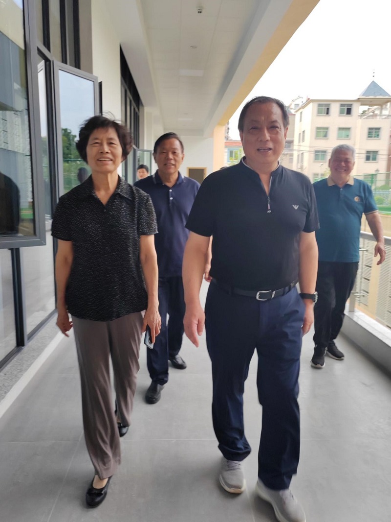 文红莲在景德镇市考察调研老年体协工作
