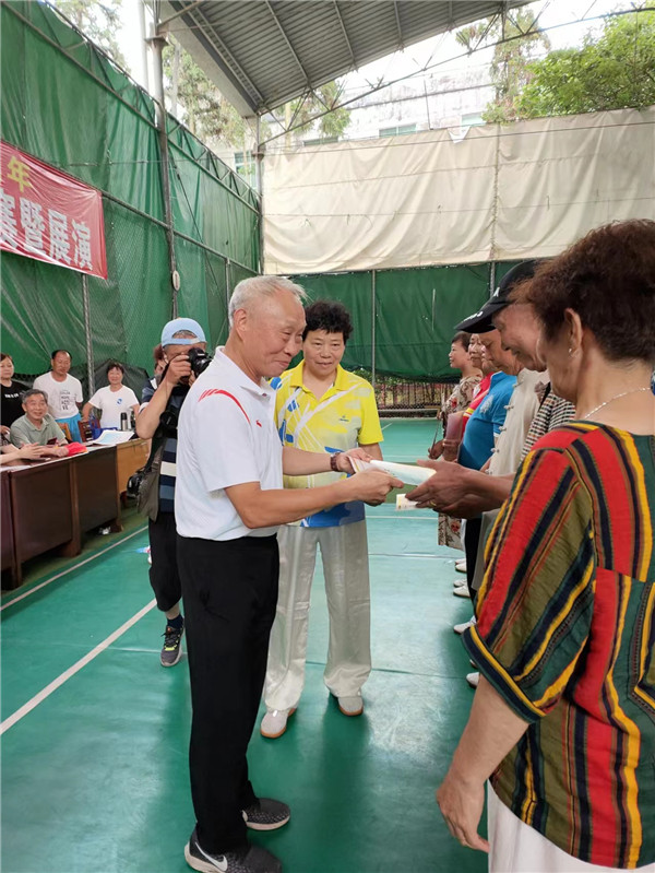 景德镇市老年体协举办“全市中老年人太极拳（剑）比赛暨展演活动