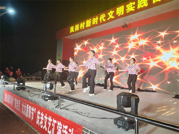 这里的老人真幸福