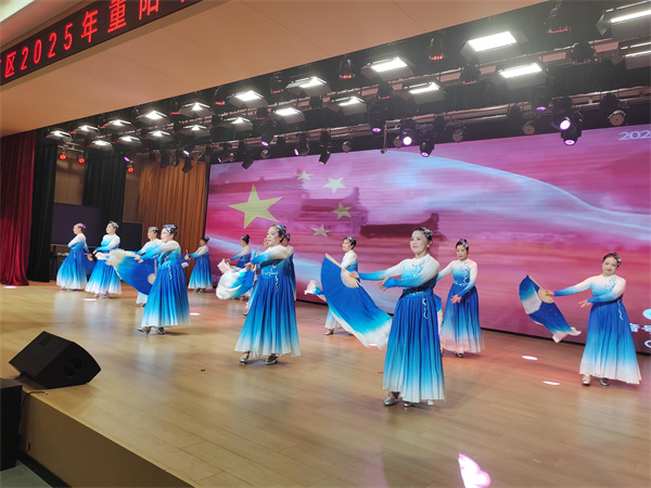 景德镇市昌江区重阳节文体汇演异彩纷呈