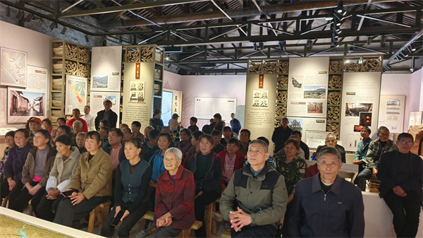 浮梁县委机关老体协以文体为载体 宣讲全会精神助推陶瓷申遗